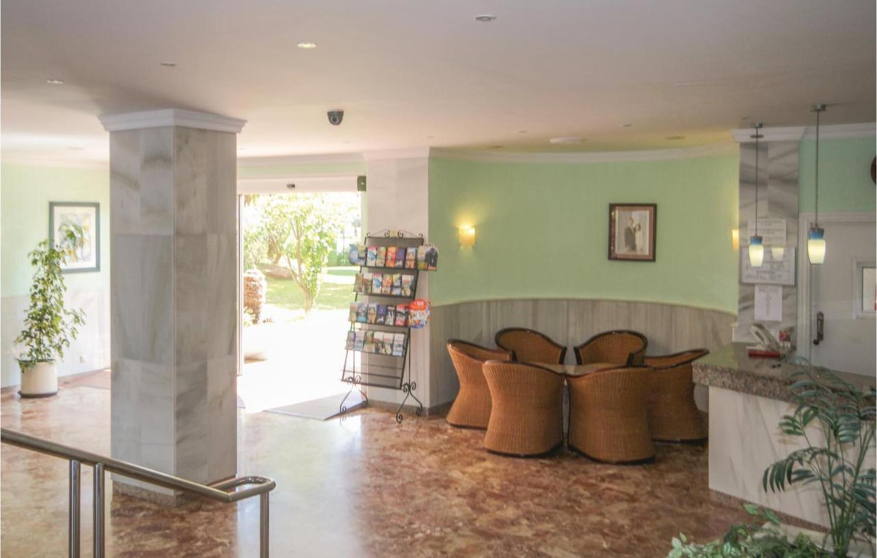 Sunny Apartment In Marbella Exterior foto