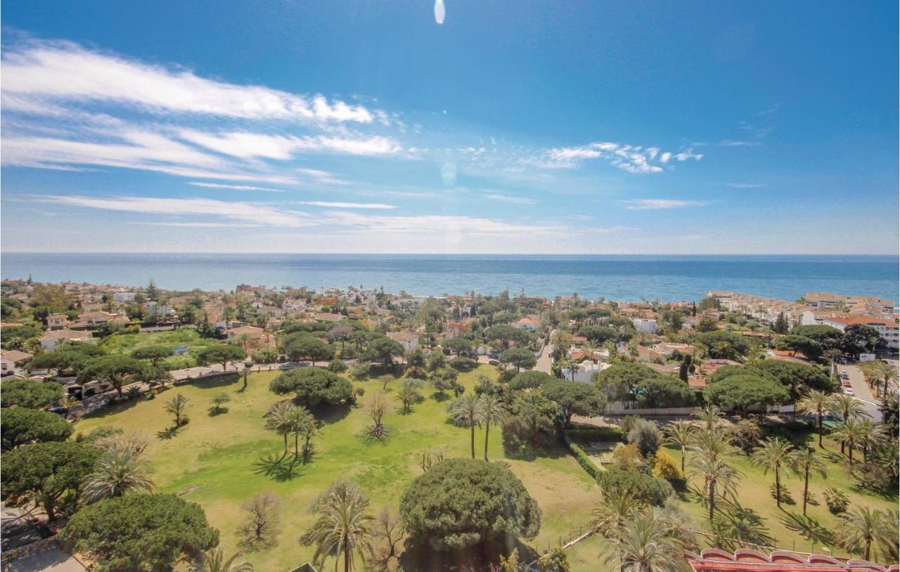 Sunny Apartment In Marbella Exterior foto